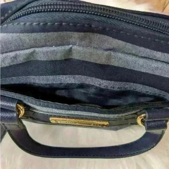 Tommy‎ Hilfiger purse and matching wallet - Picture 7 of 16